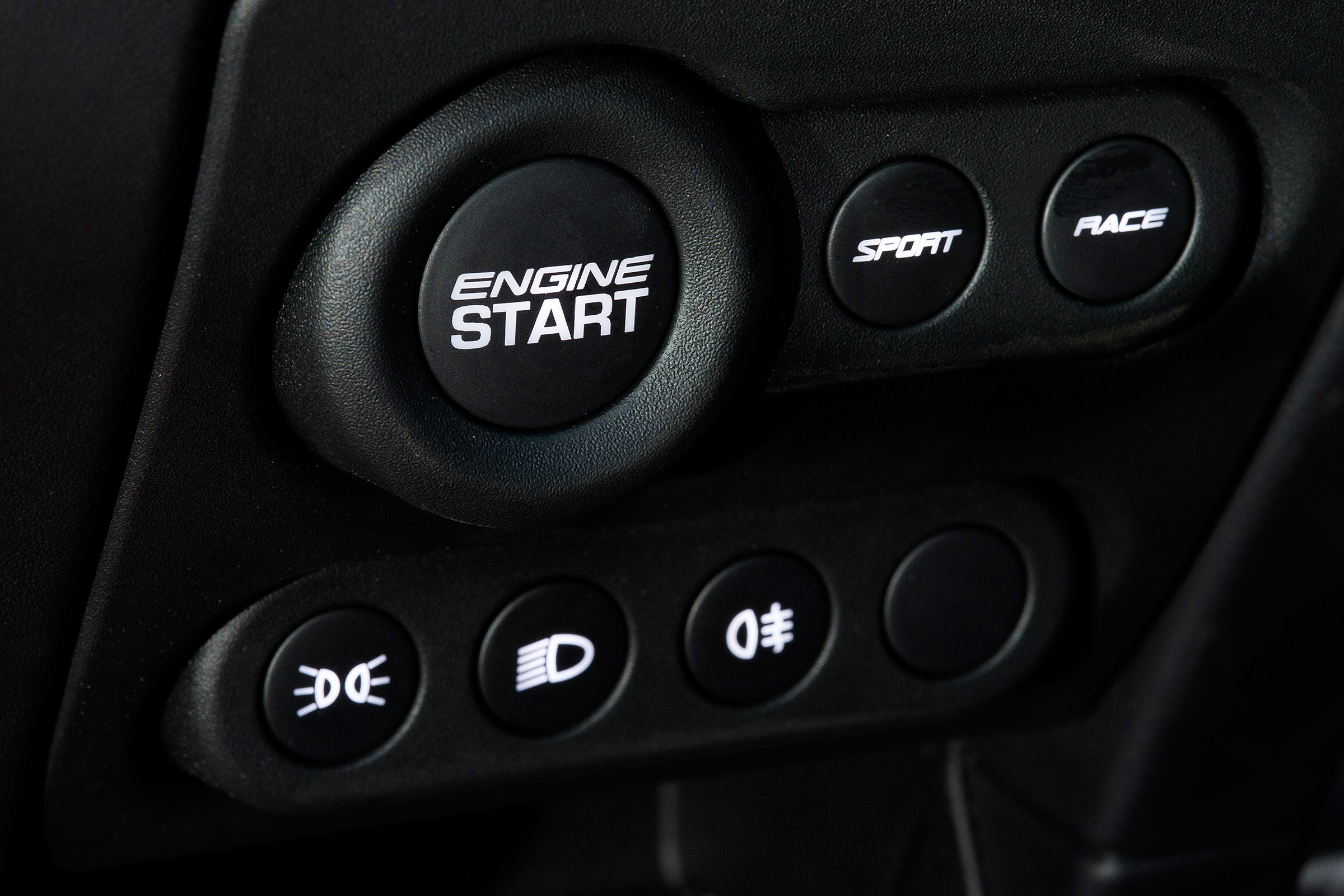 Lotus Exige Sport 350 - start button
