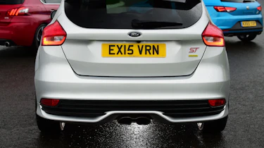 Peugeot 308 GTi vs Ford Focus ST Mountune vs SEAT Leon Cupra exhaust