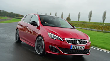 Peugeot 308 GTi front tracking