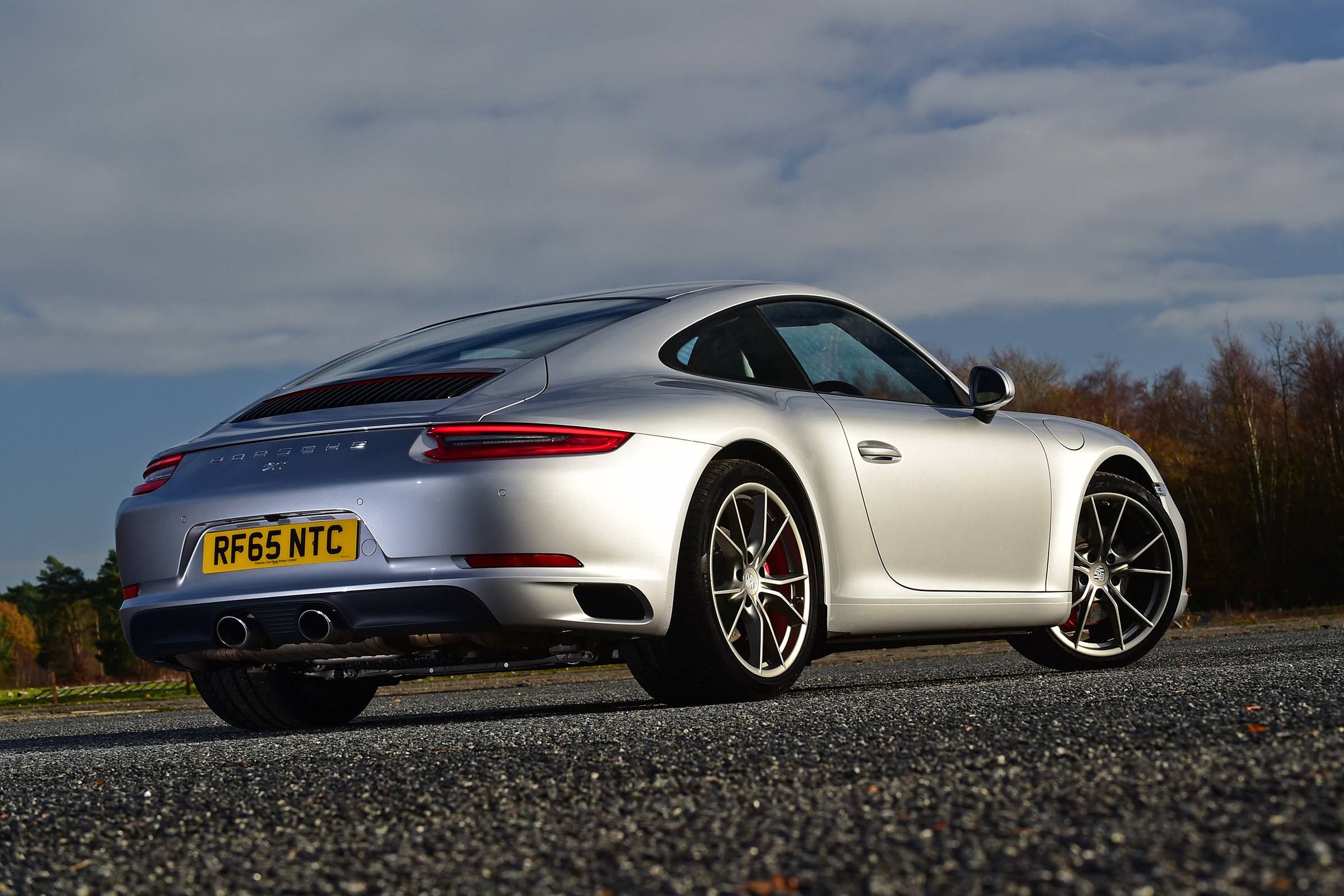 Porsche 911 Carrera 2015 rear