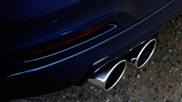 Alpina D3 Touring exhaust detail