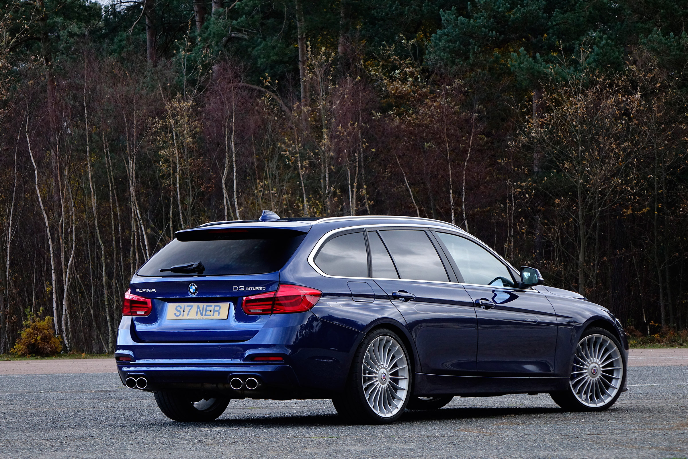 Alpina D3 Touring rear static