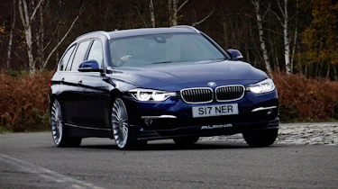 Alpina D3 Touring front action