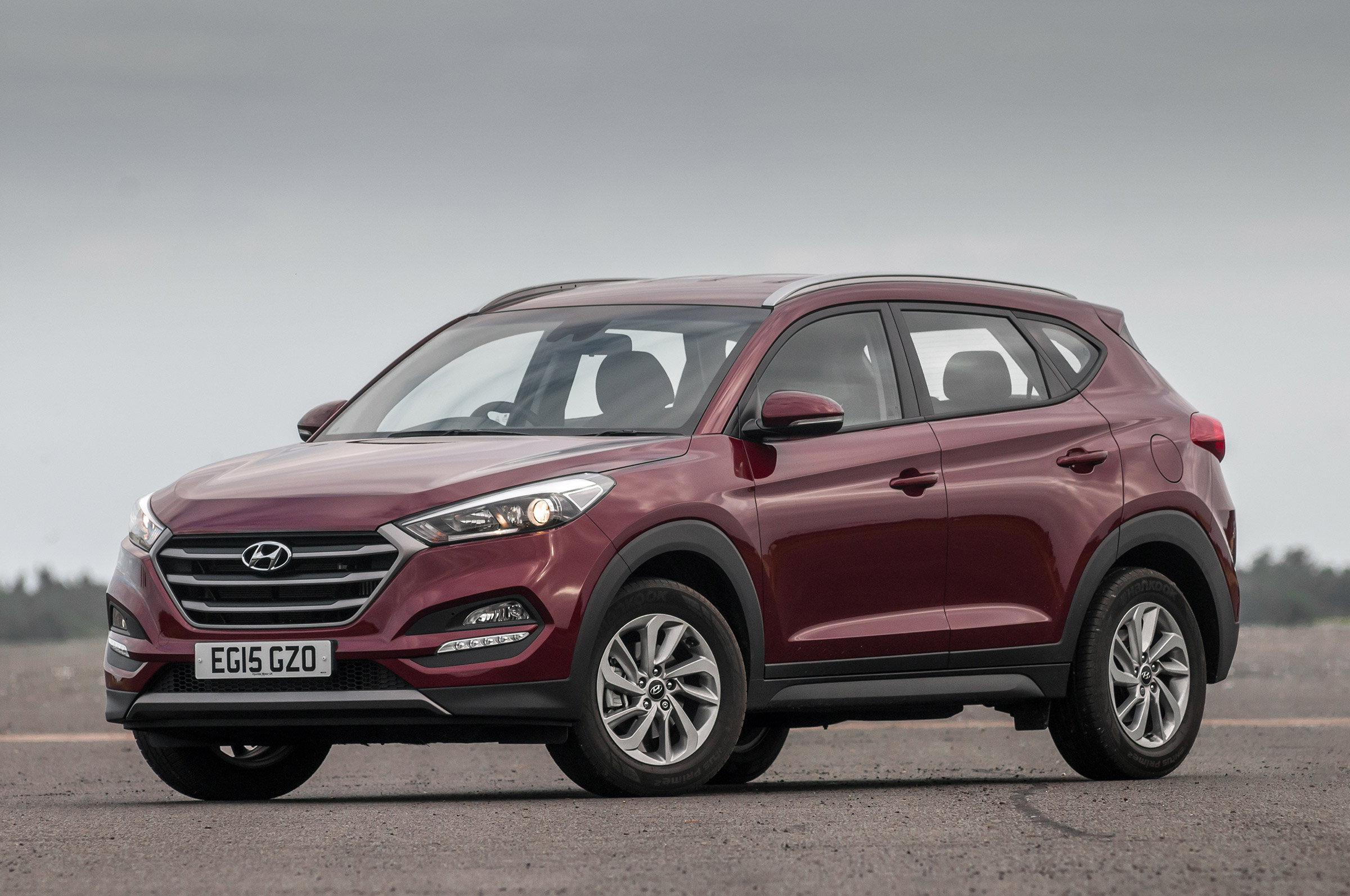 Hyundai Tucson - front