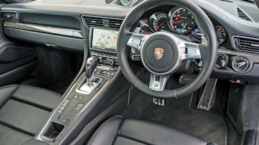 Porsche 911 Turbo S - dash