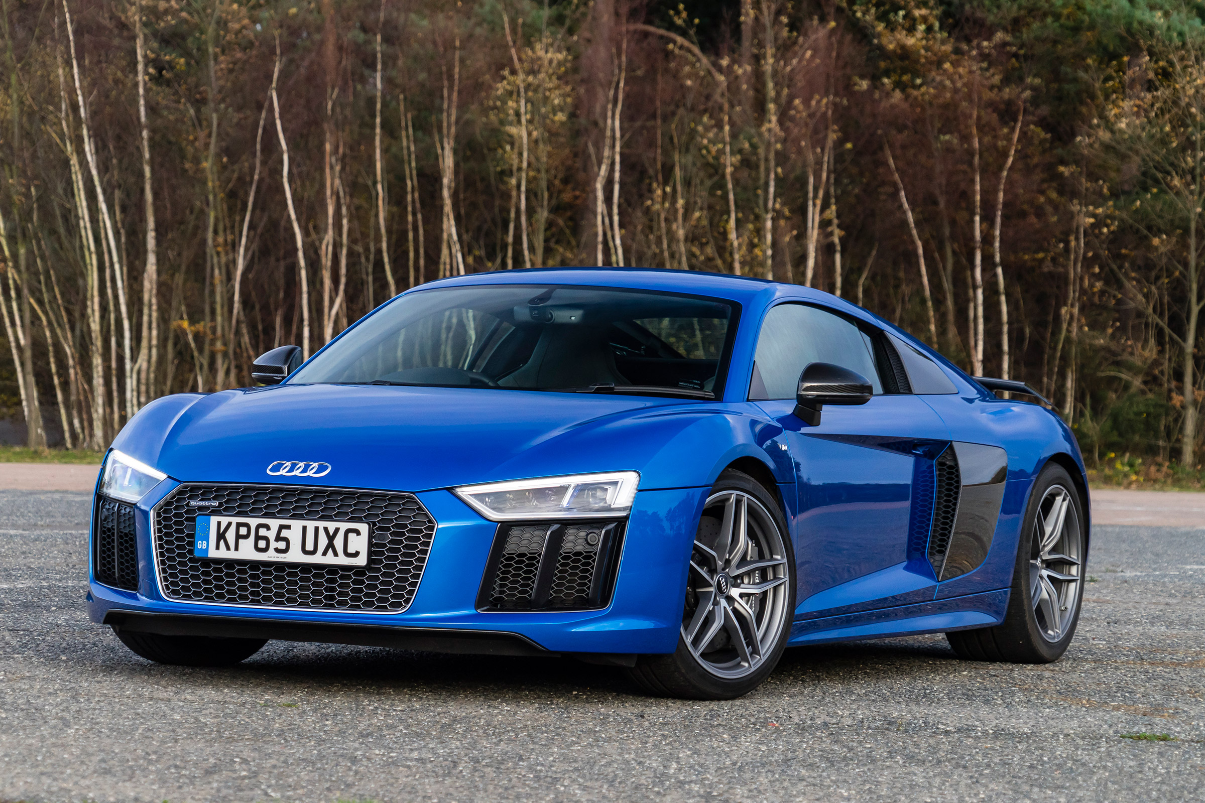 Audi R8 - front