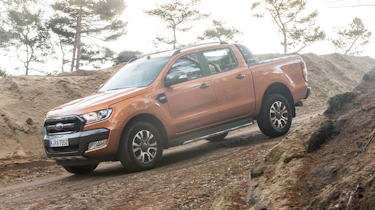 Ford Ranger 2016 on hill