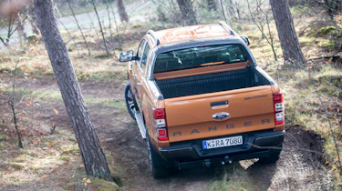 Ford Ranger 2016 on track