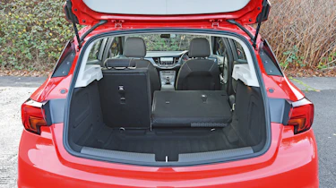 Vauxhall Astra - boot