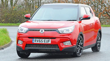 SsangYong Tivoli - front