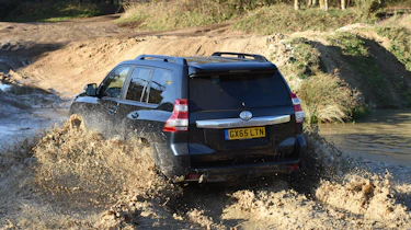 New Toyota Land Cruiser 2016 rear offroad