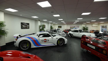 Tom Hartley showroom