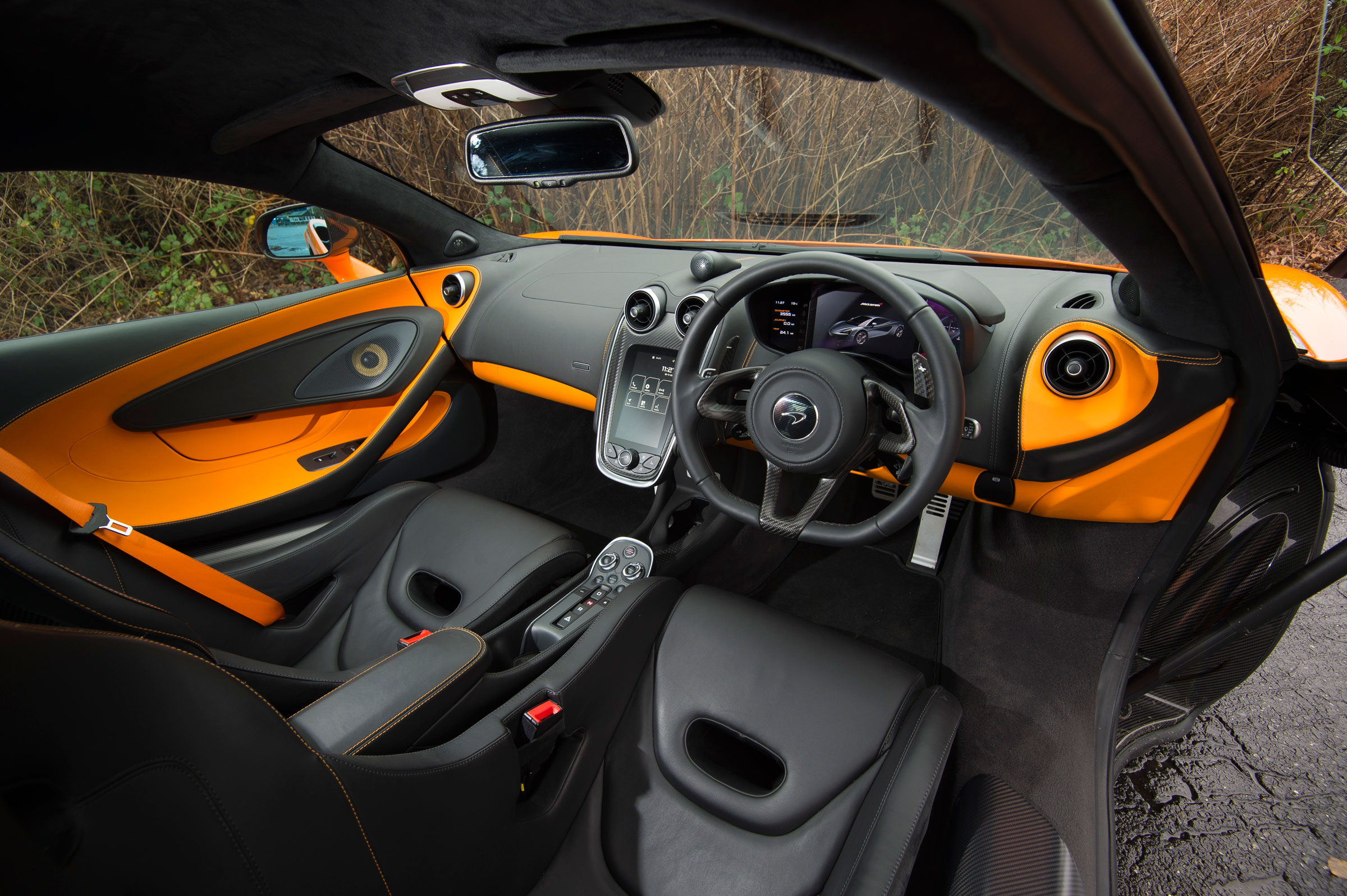 McLaren 570S first UK drive - interior