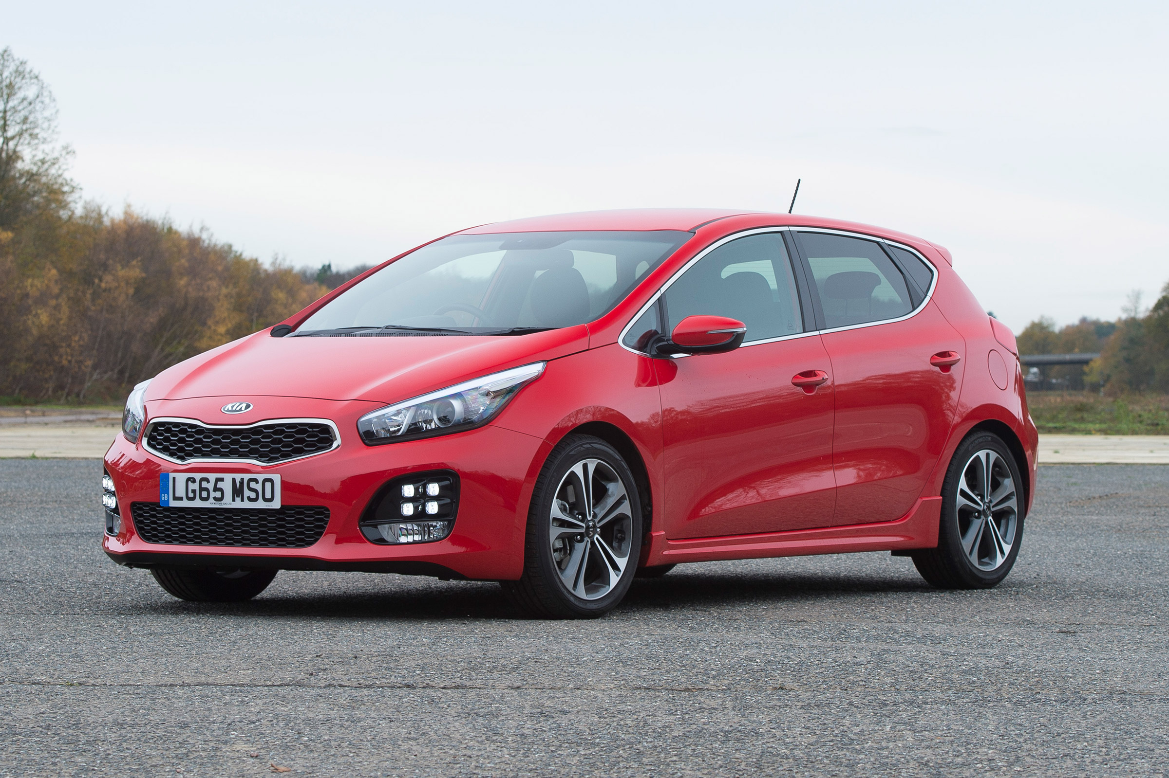 Kia Cee'd - front static