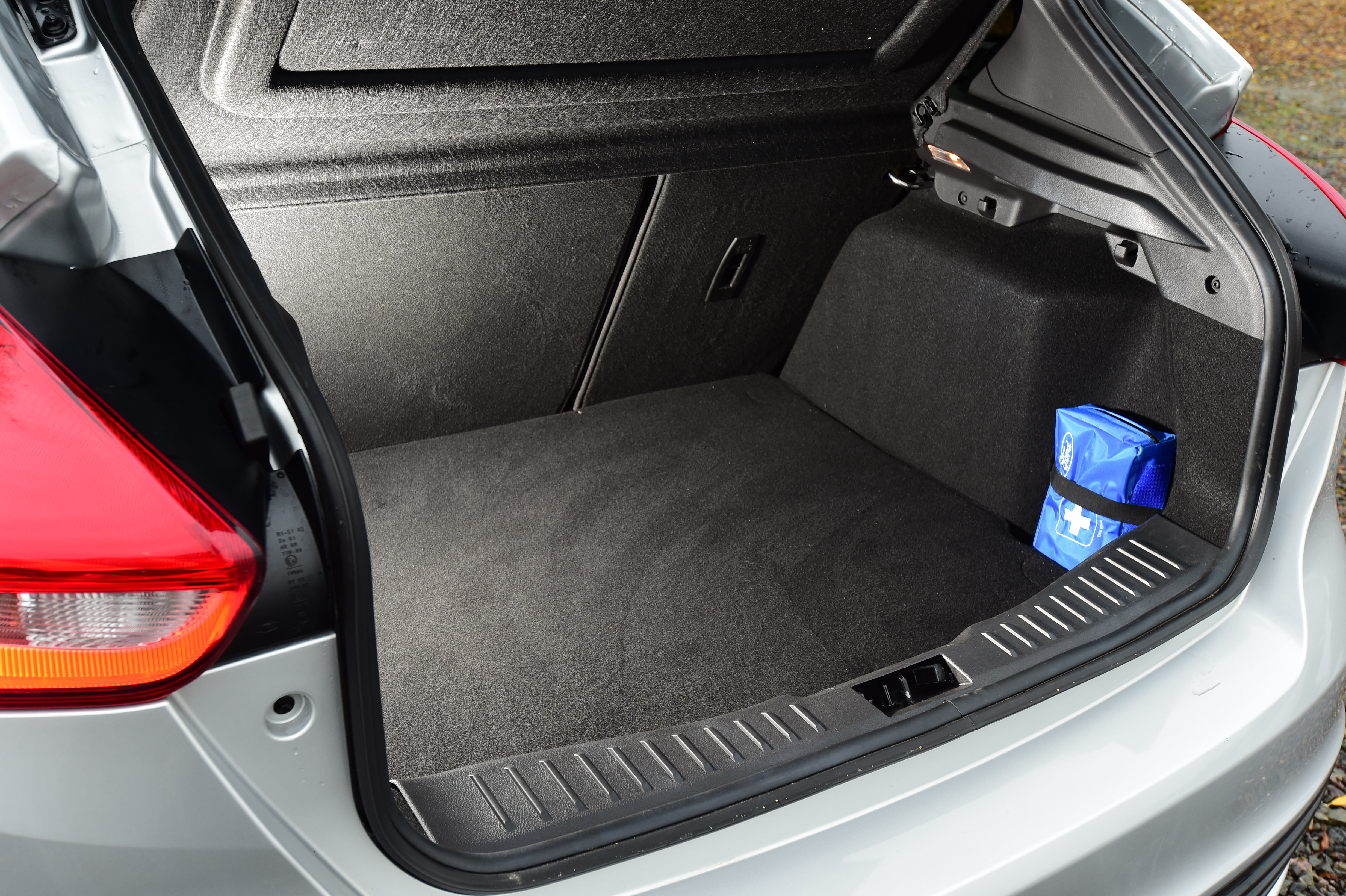 Ford Focus ST Mountune boot