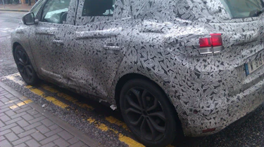 Renault Scenic - spyshot rear