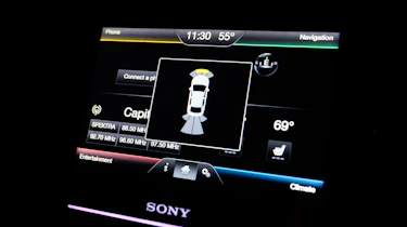 Ford Mondeo Vignale - display