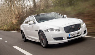 Jaguar XJR - front
