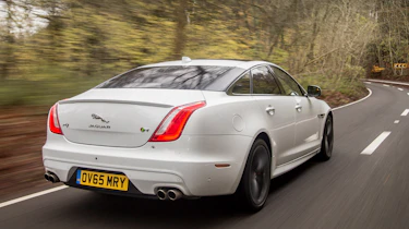 Jaguar XJR - rear