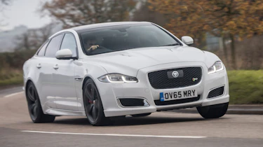 Jaguar XJR - front cornering