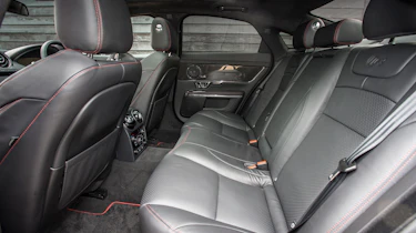 Jaguar XJR - rear seats