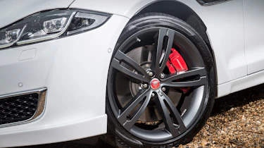 Jaguar XJR - wheel detail