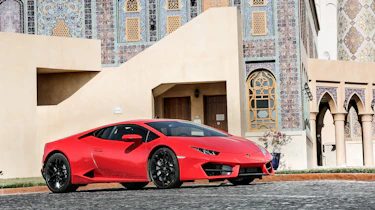 Lamborghini Huracan LP 580-2 front quarter