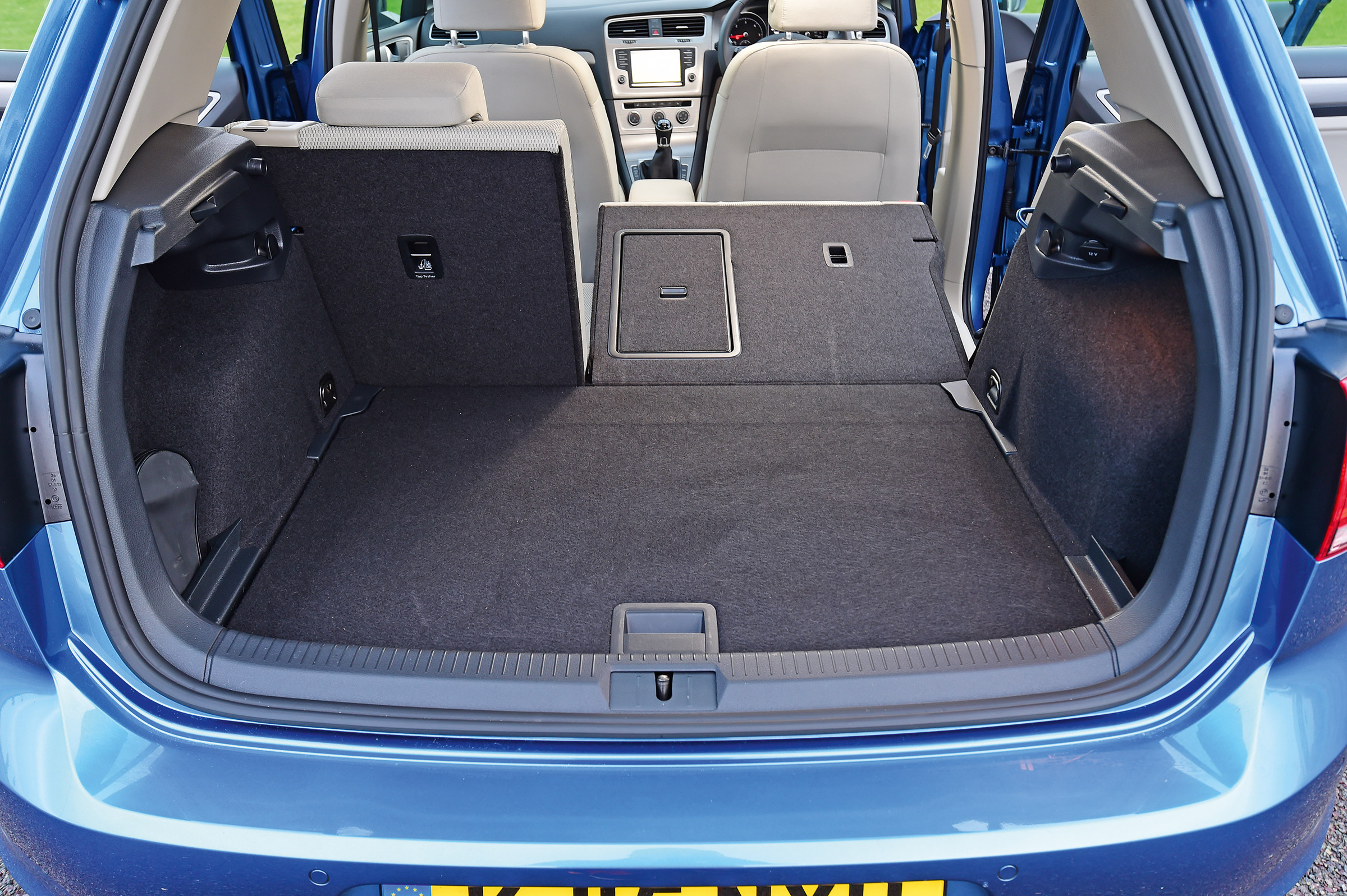 Volkswagen Golf - boot