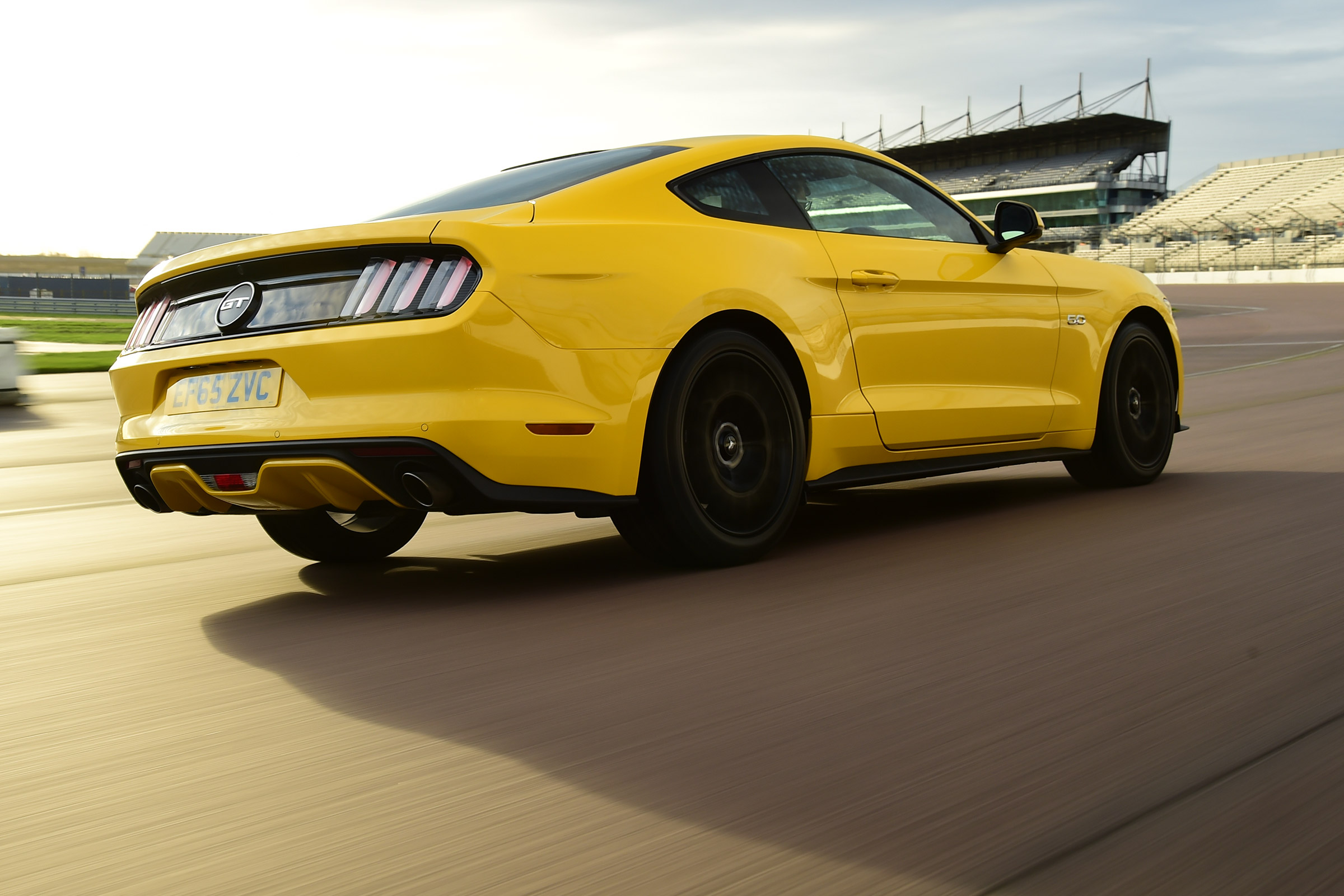 Ford Mustang - rear