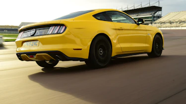 Ford Mustang - rear