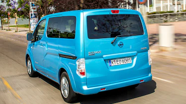 Nissan e-NV200 - rear