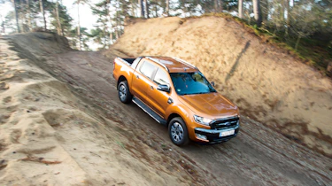 Ford Ranger 2016 downhill
