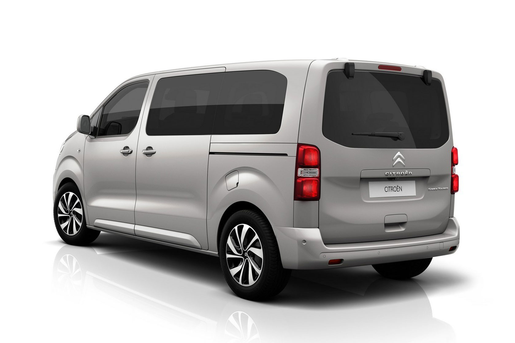 Citroen Spacetourer rear quarter