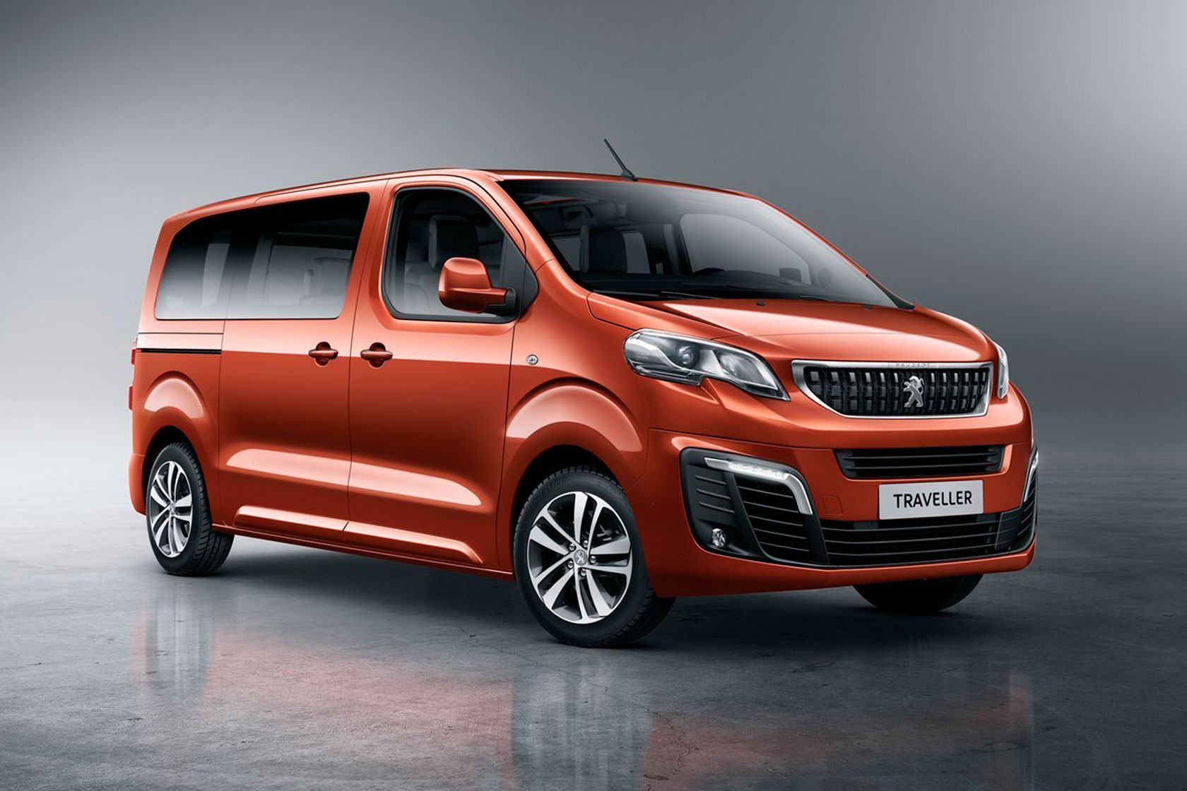 Peugeot Traveller front quarter