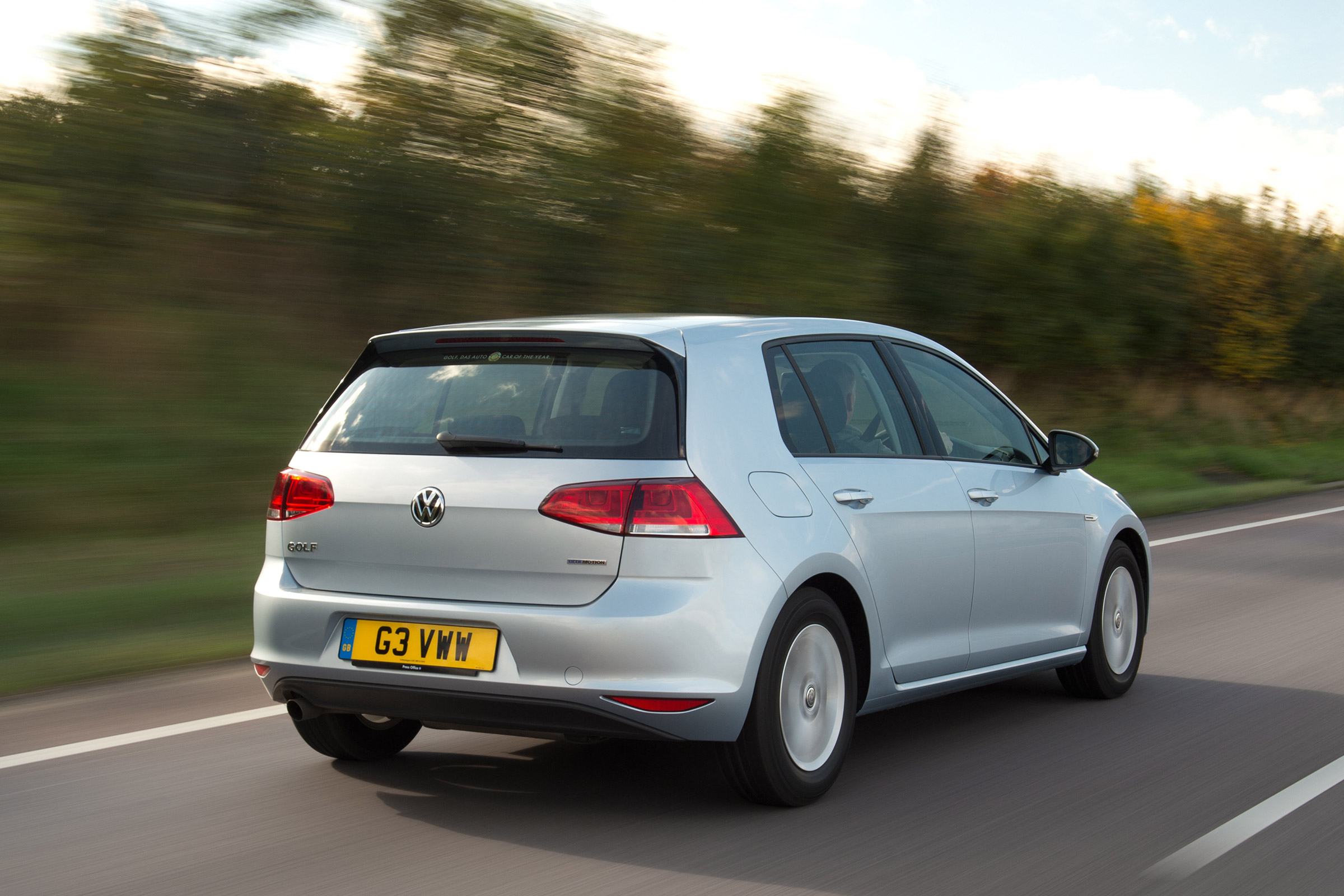 Volkswagen Golf 1.0 BlueMotion DSG rear