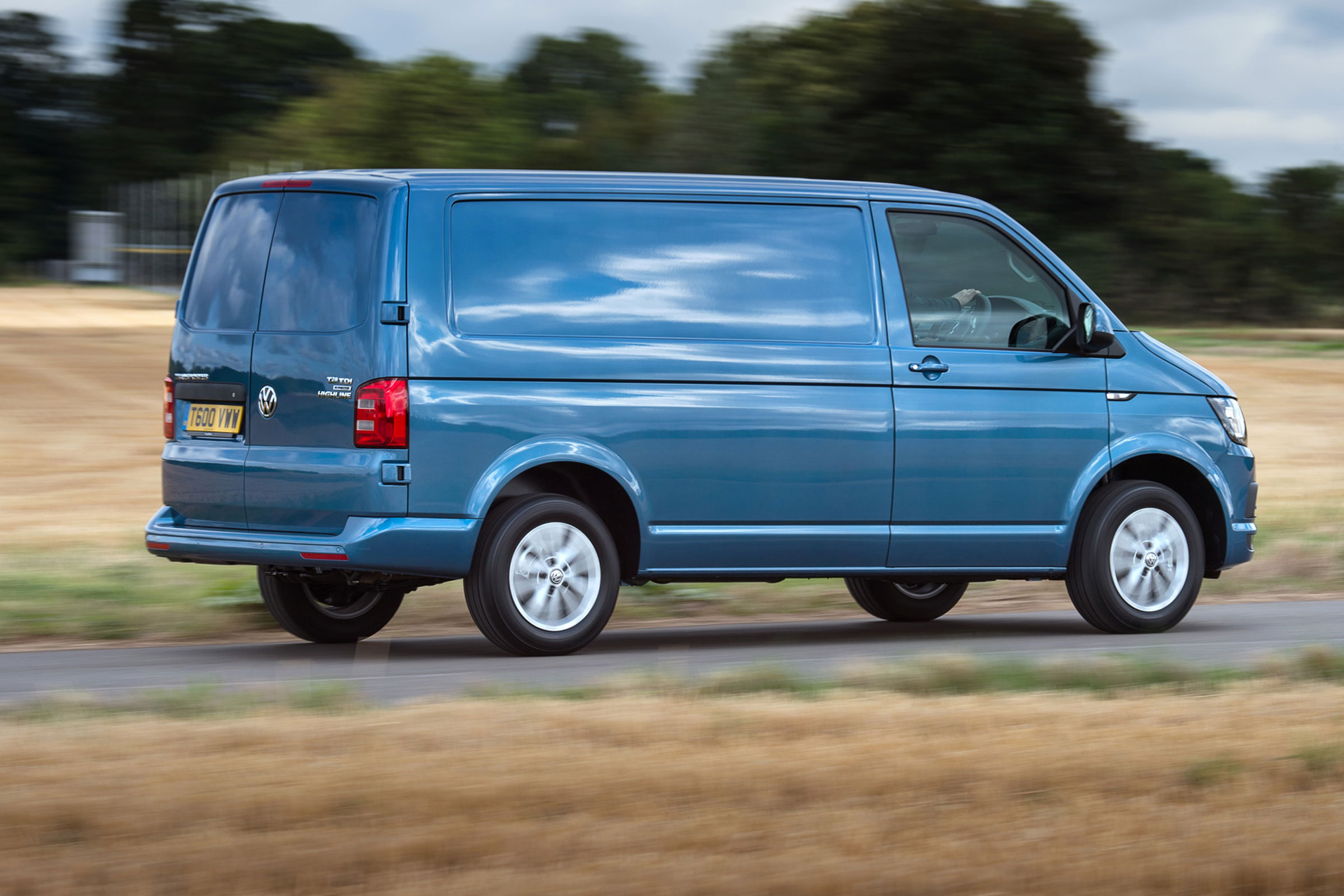 VW Transporter Highline rear