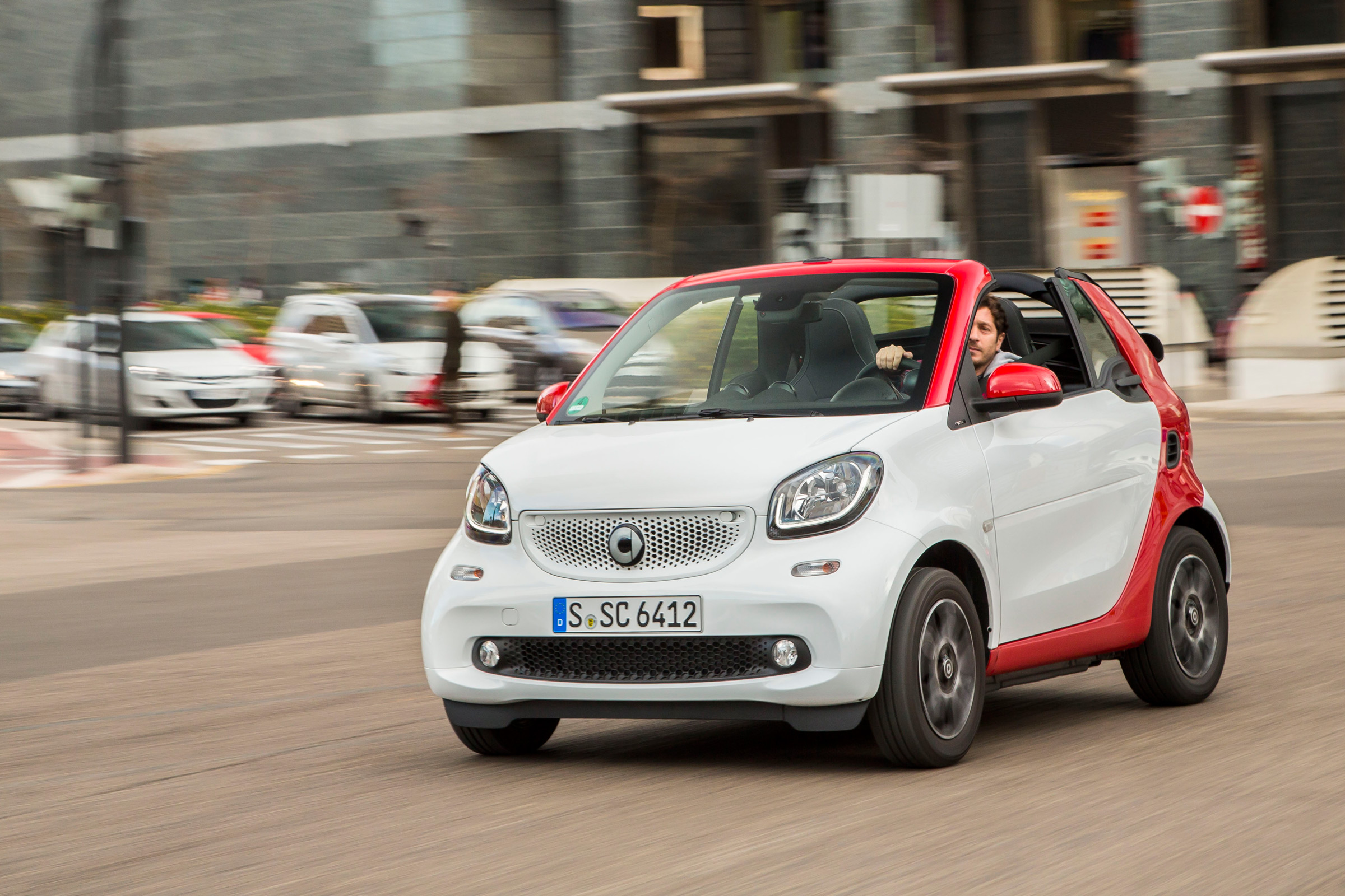 Smart ForTwo Cabrio 2016 - front tracking 3