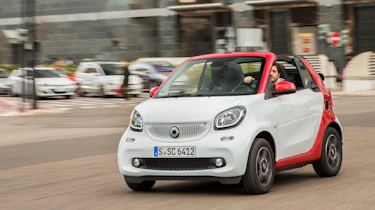 Smart ForTwo Cabrio 2016 - front tracking 3