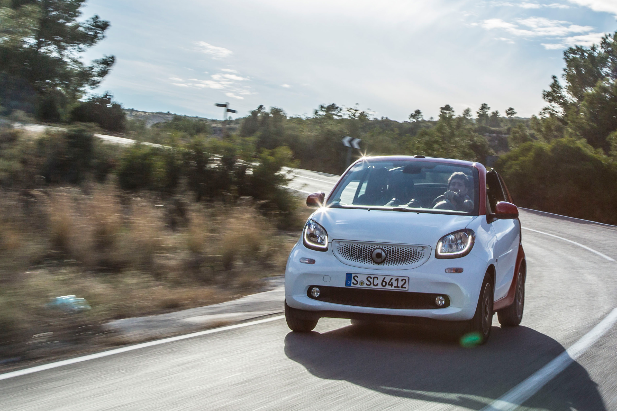 Smart ForTwo Cabrio 2016 - front tracking 4