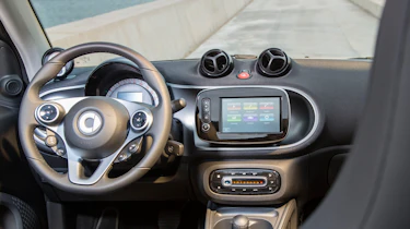 Smart ForTwo Cabrio 2016 - dashboard