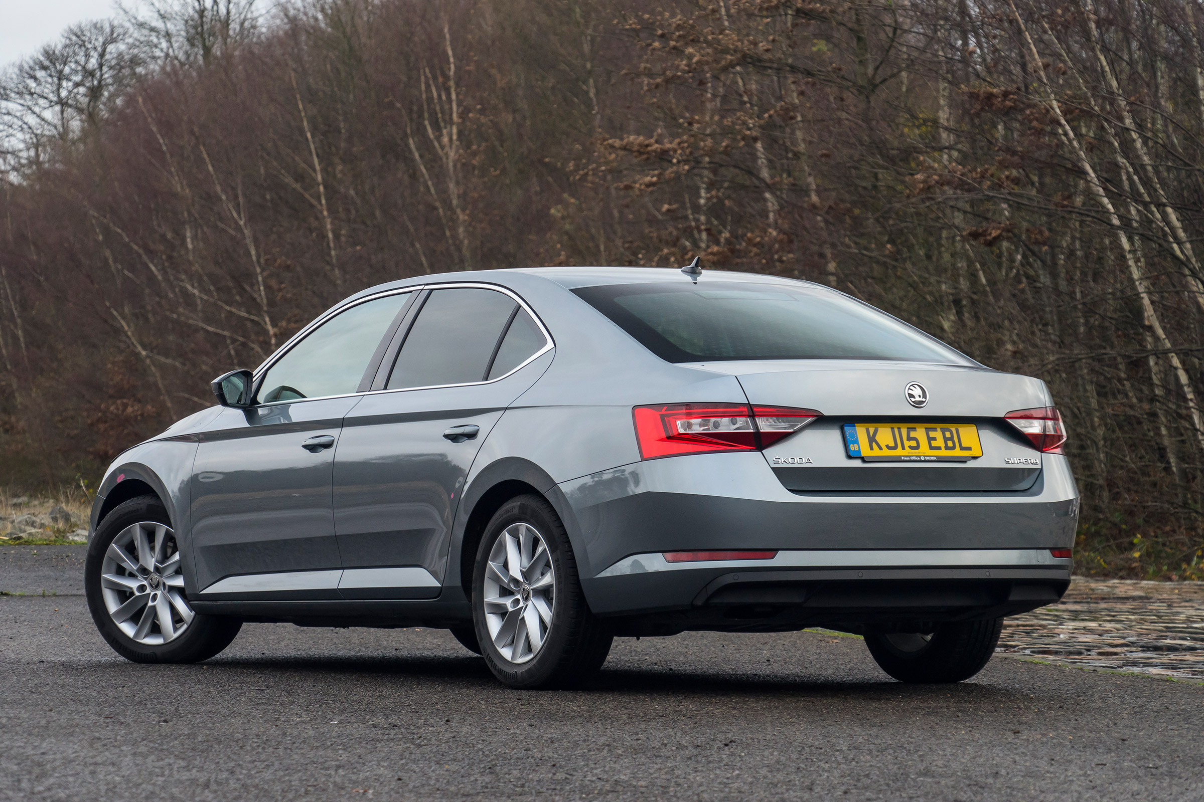 Skoda Superb - rear