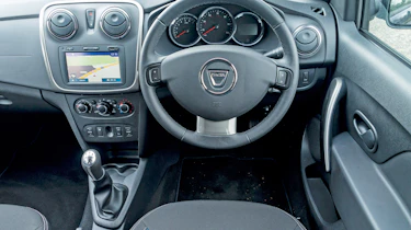 Dacia Sandero - dash