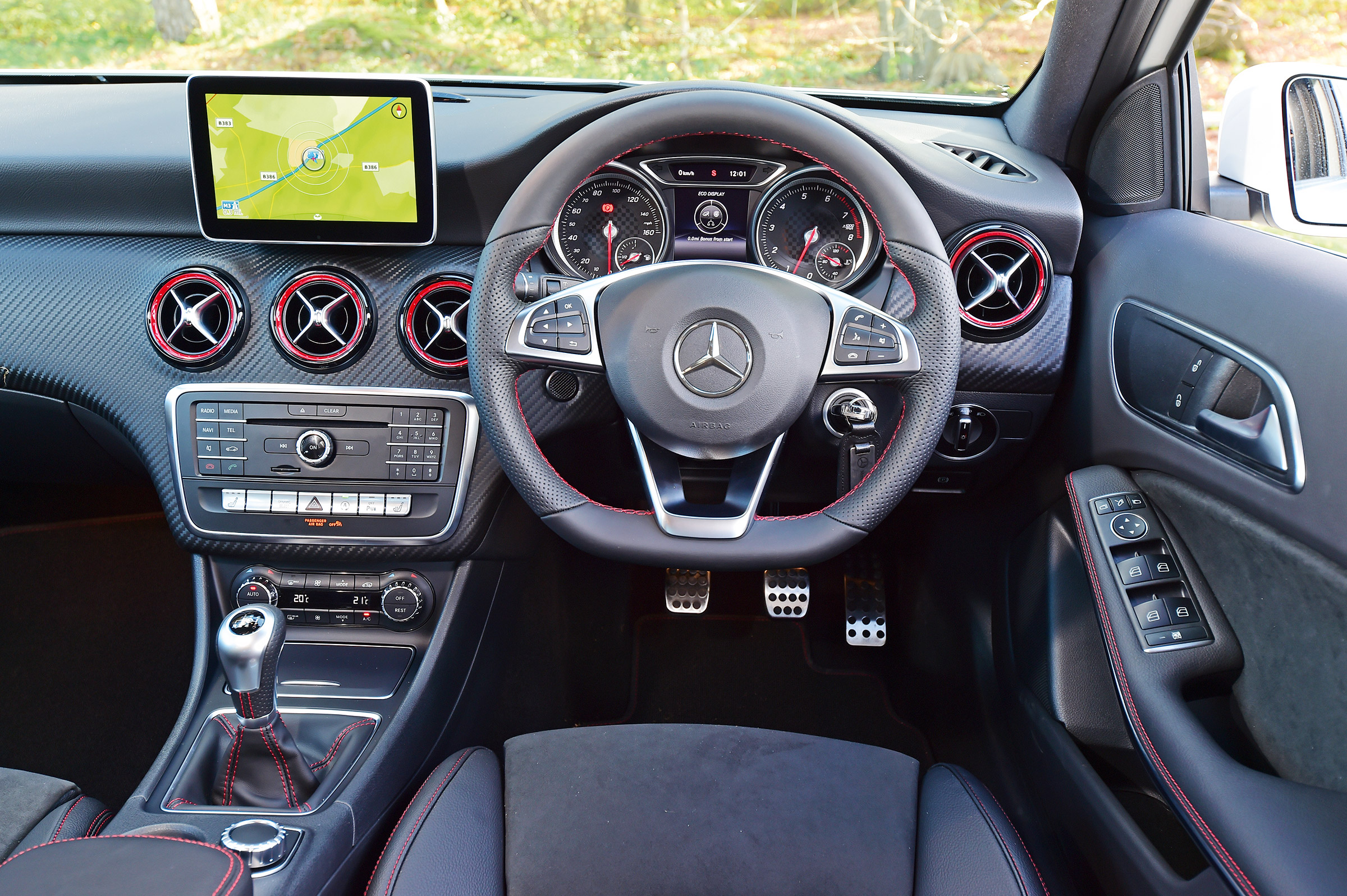 Mercedes A 250 AMG - dash