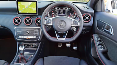 Mercedes A 250 AMG - dash