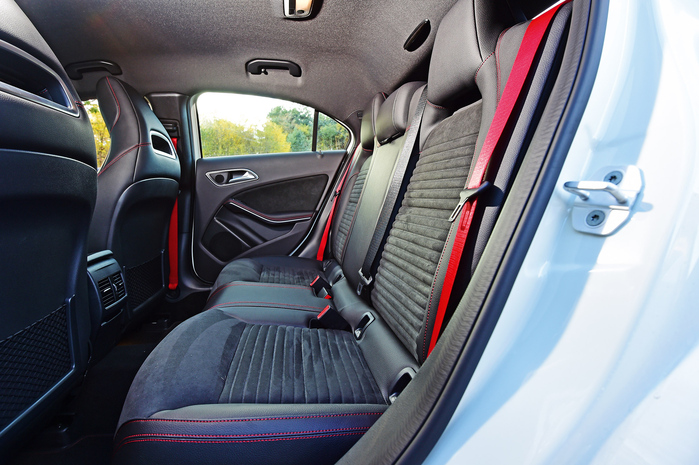 Mercedes A 250 AMG - rear seats