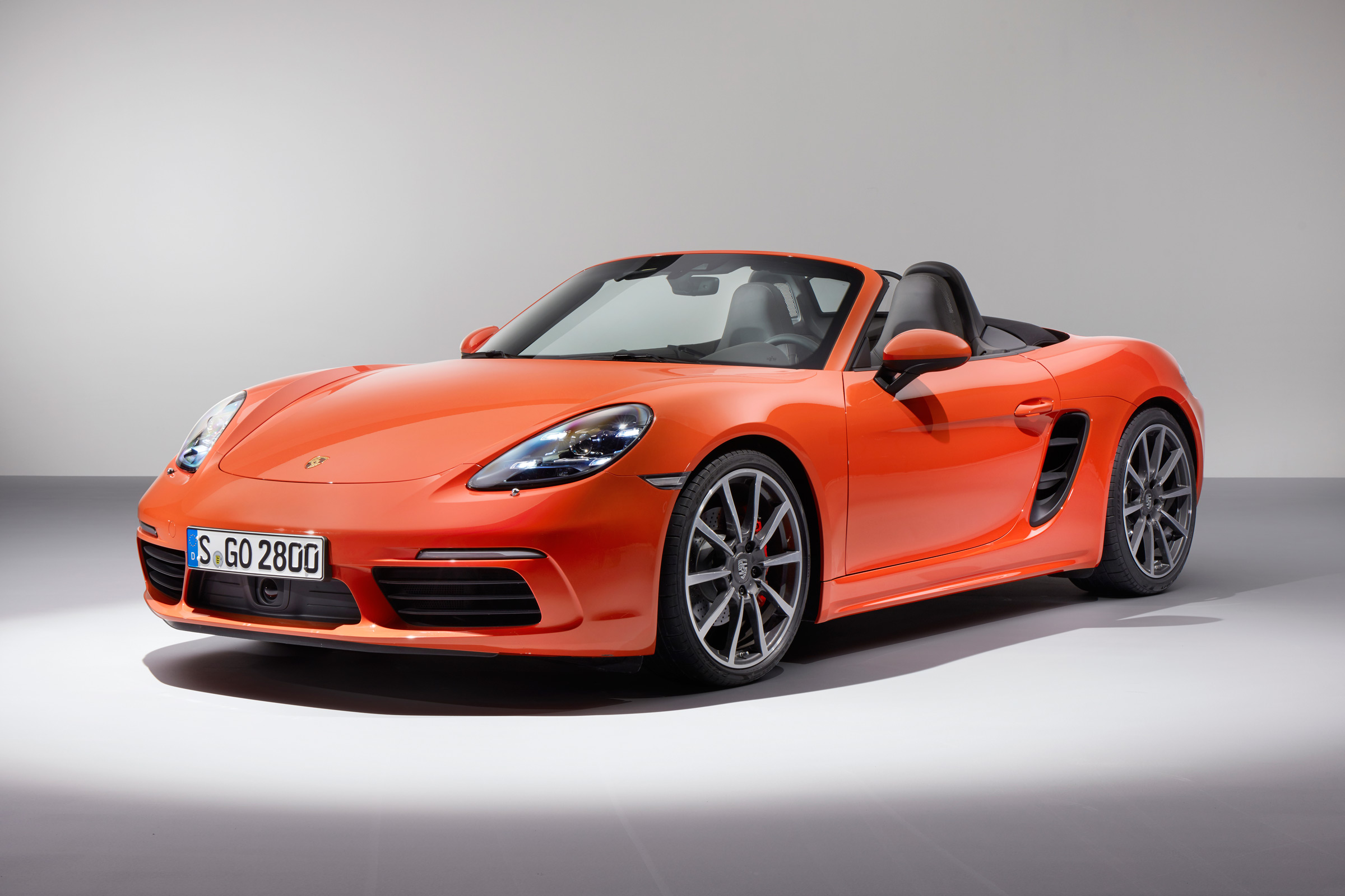 Porsche 718 Boxster - front quarter