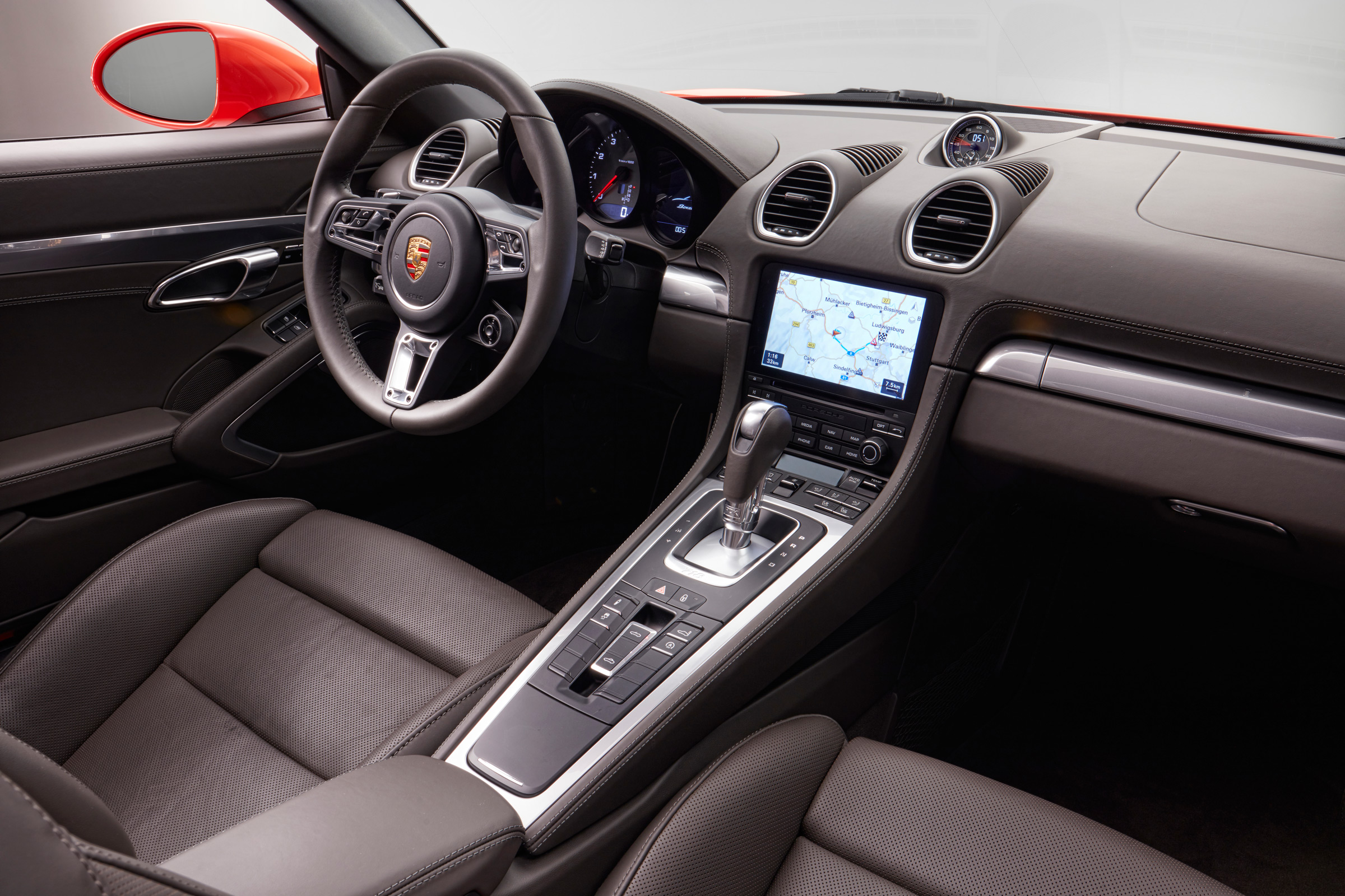 Porsche 718 Boxster - interior