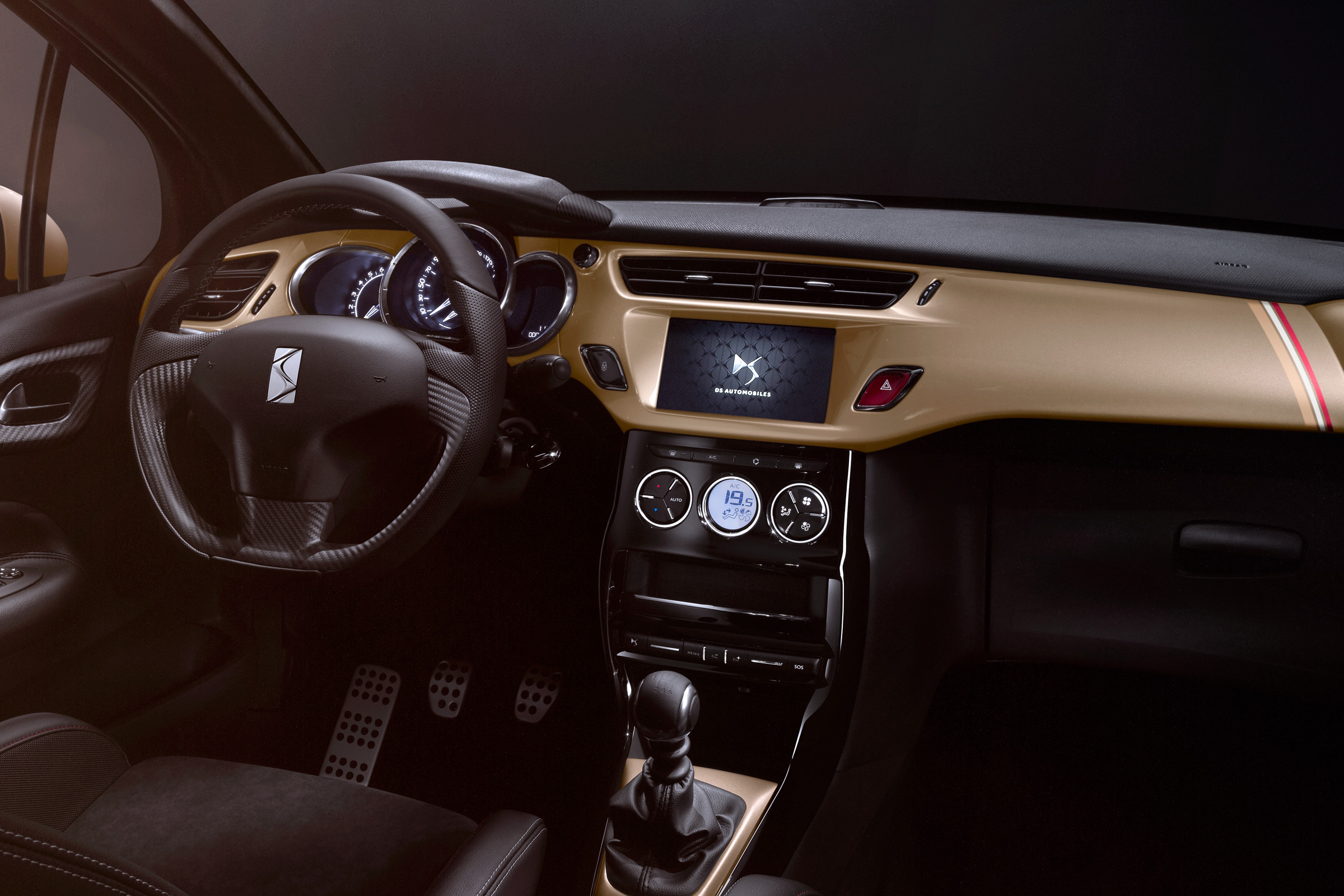 DS 3 Performance official - dashboard