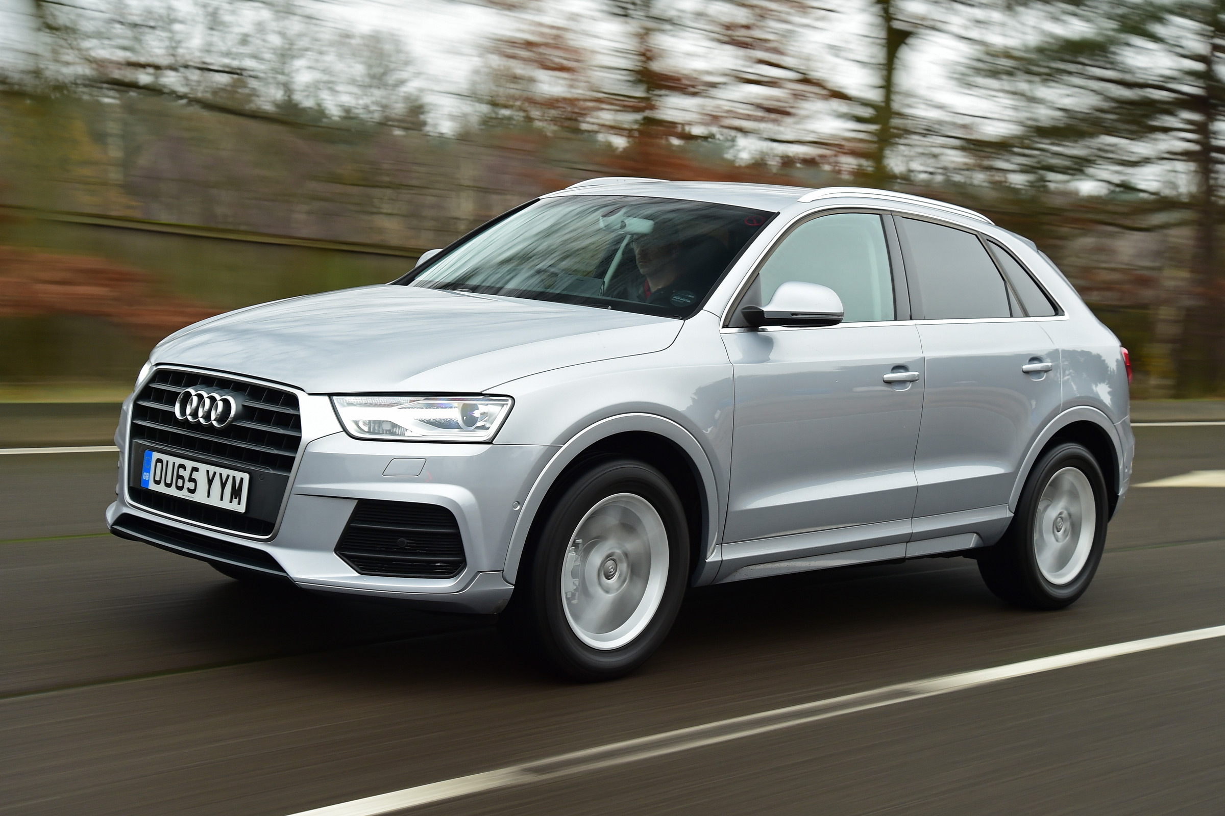 Audi Q3 group test - front tracking