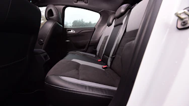 DS 4 Crossback group test - rear seats